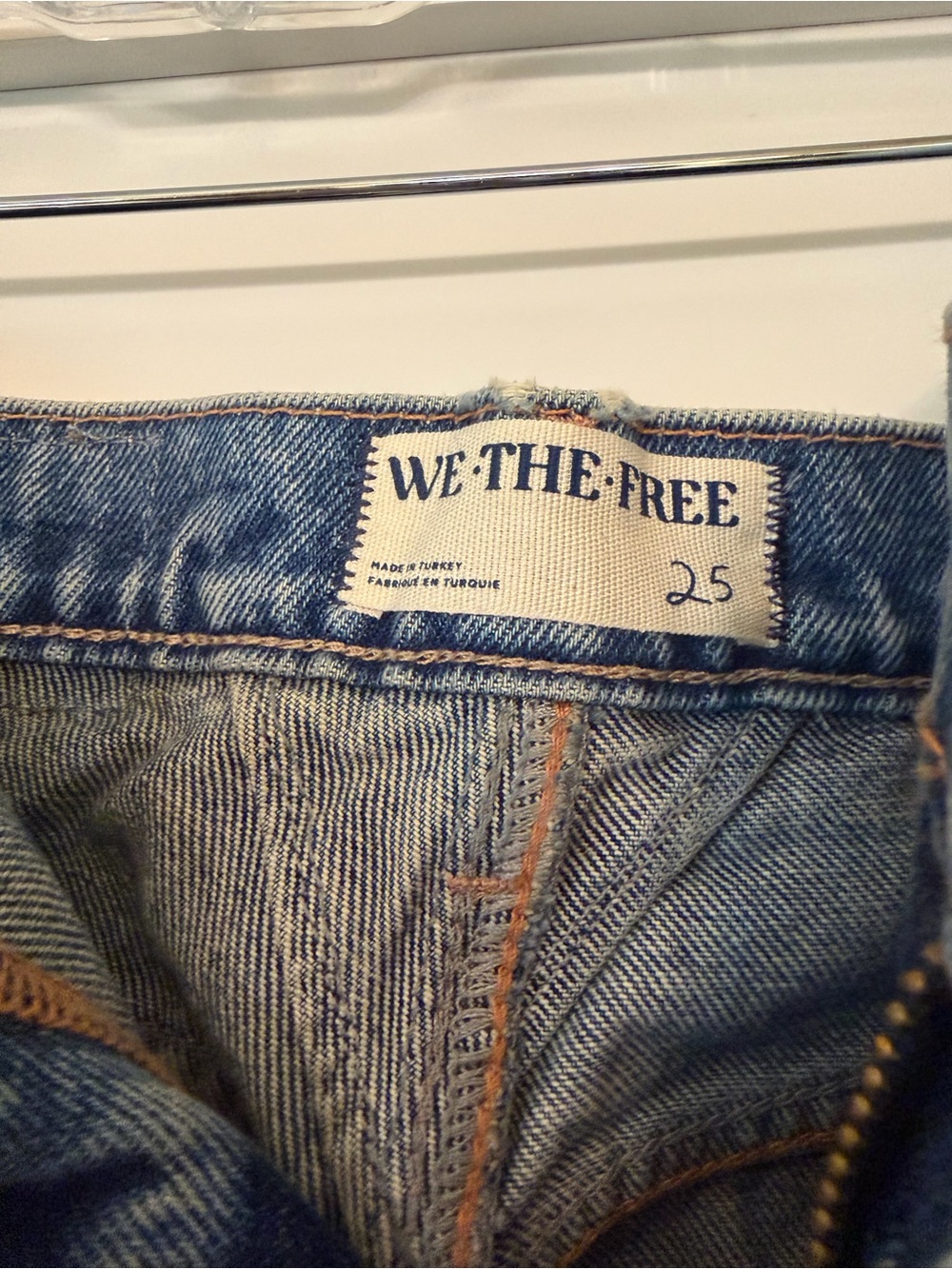 Free People Olsen Cuffed Barrel NWT - Picture 3 of 4